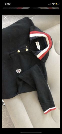 VINTAGE MONCLER SWEATER XL BUT FITS LIKE A LARGE/MEDIUM