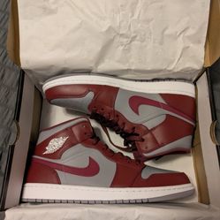 Jordan Mid 1 Size 11 Cherrywood
