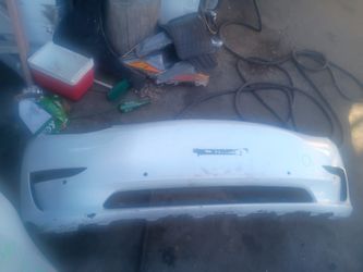 Bumper Tesla 3