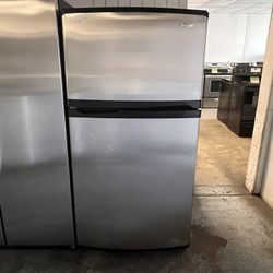 Top Freezer Refrigerators Pre Owned Working 
