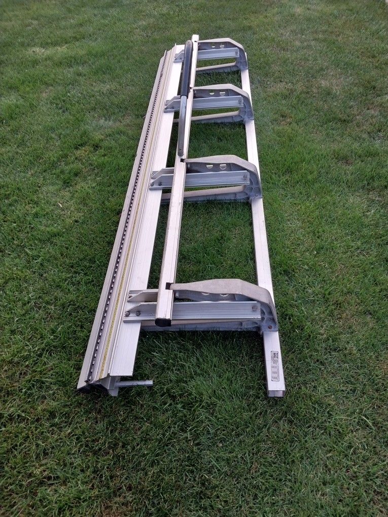 Tapco Aluminum Brake 8 feet ( Condition Good )