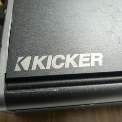 Kicker Amplifier Cxa1800.1