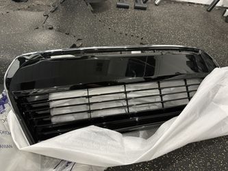 Toyota Corolla Front Grille