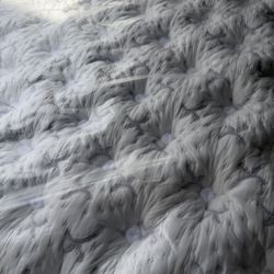 Queen Size Bed Mattress King Koil Intimate Medium Euro Top Button Stearns & Foster Kluft Aireloom Hotel Collection Purple Restore Rejuvenate Tempurped