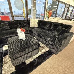 Sectional With Ottoman 