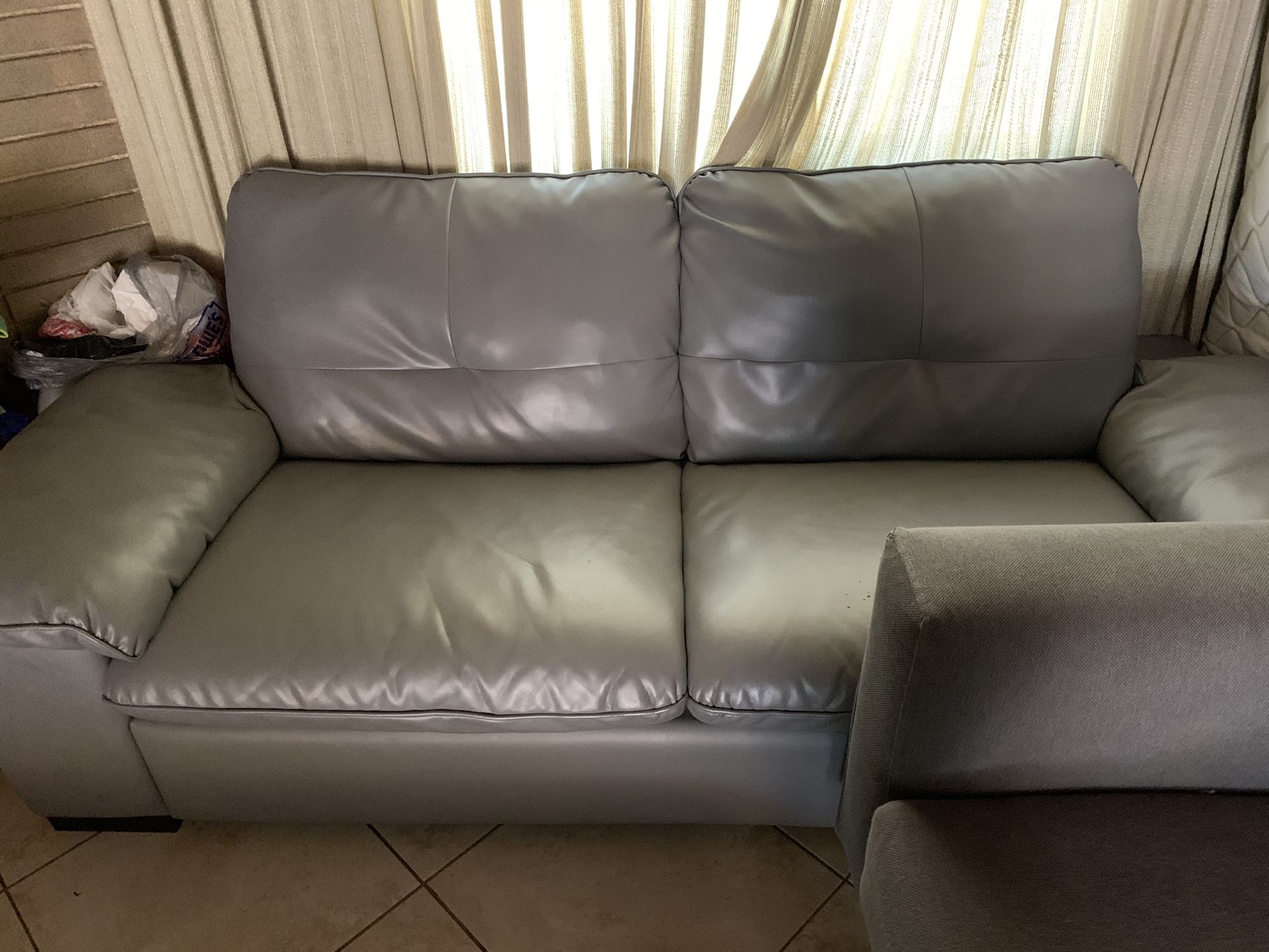 LEATHER COUCH