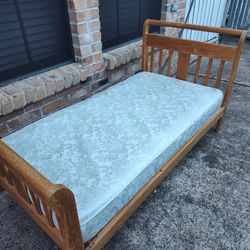 Strong Wooden Toddler Bed With Mattress Included CAMITA PARA SU NINOS 