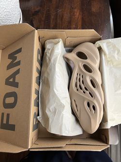 Yeezy Foam Runner Ochre