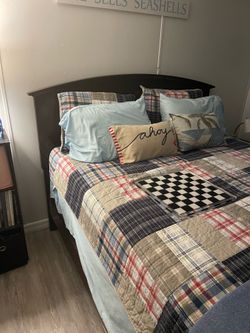 Queen sized bed solid wood
