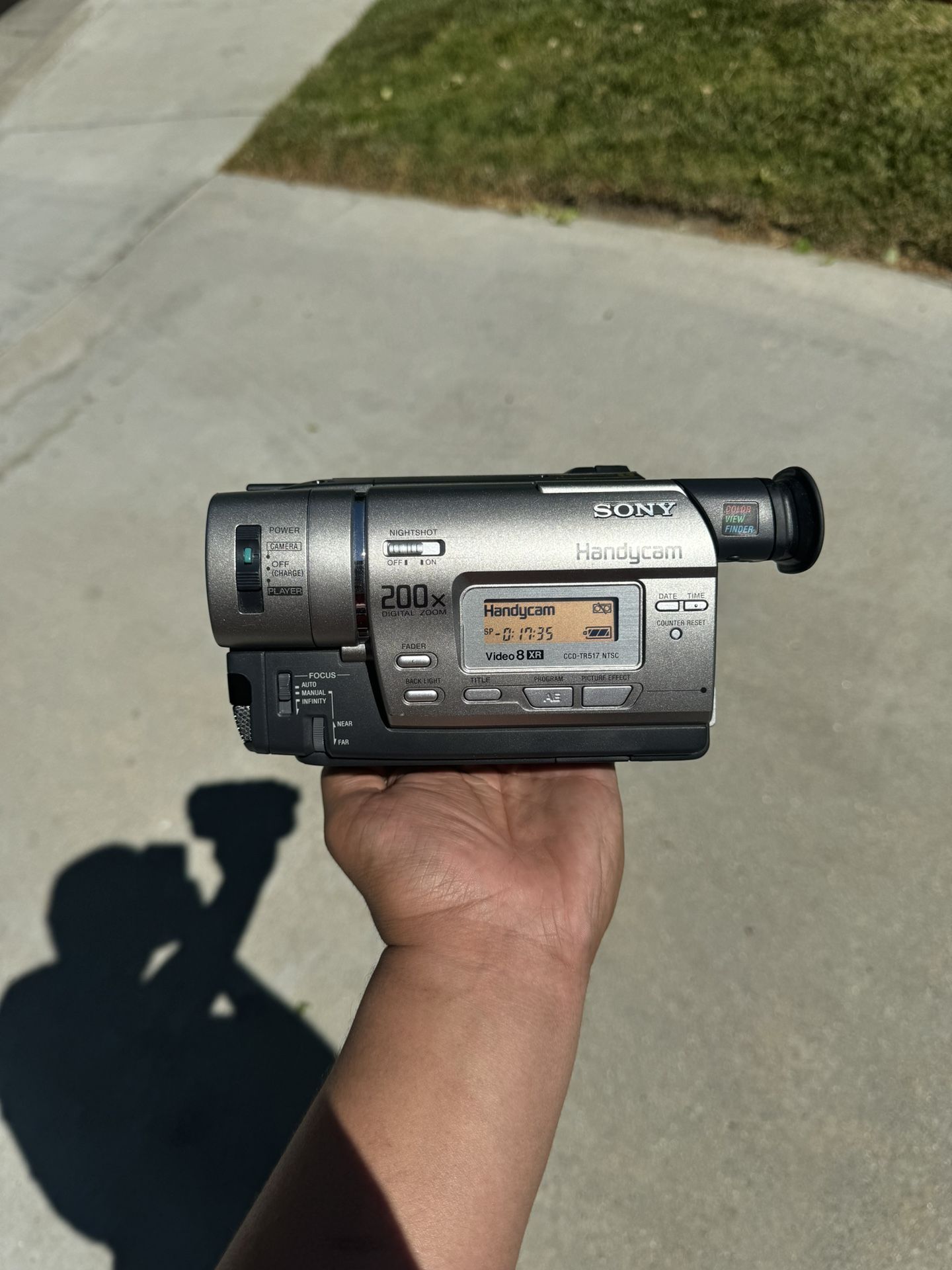 Sony Handycam Video 8 XR CCD-TR517