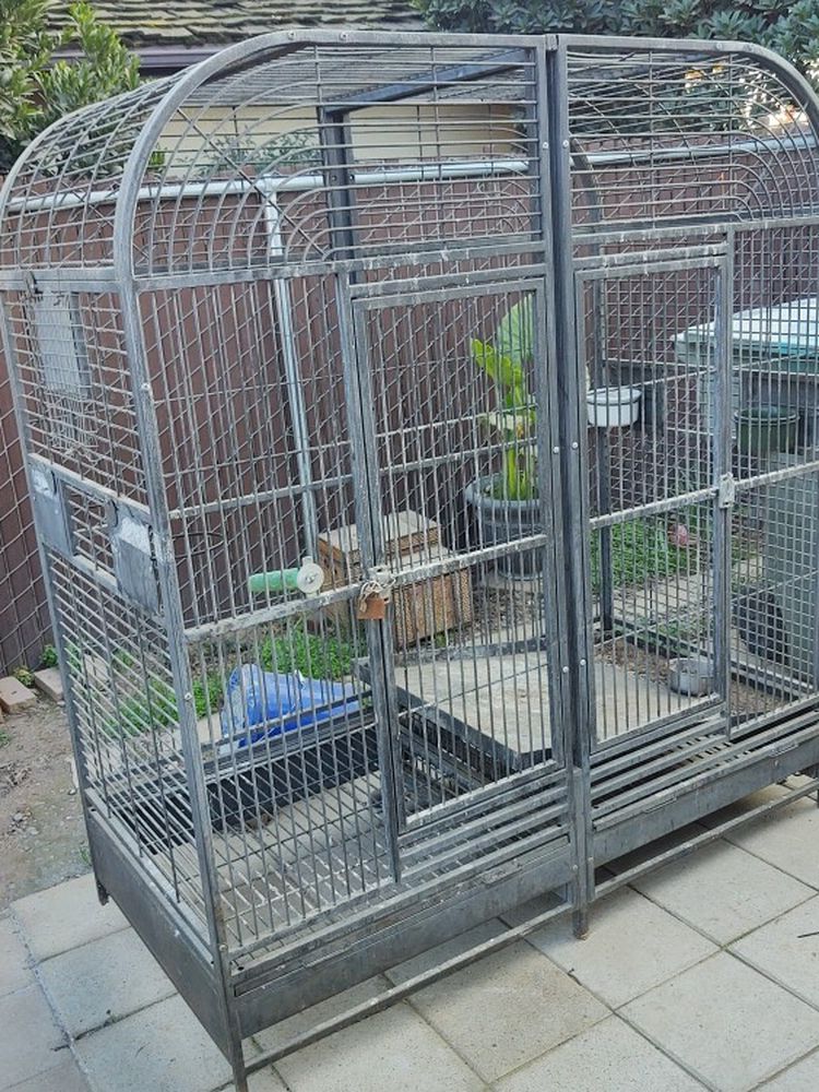 Large Double Sided Parrot Cage