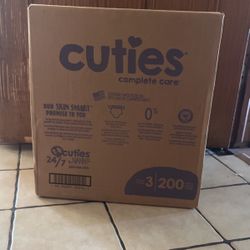 200 Cuties Diapers Size 3 