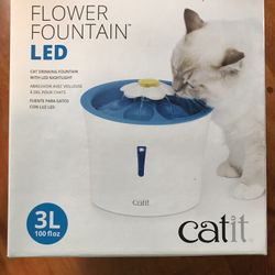 Cat Fountain - Catit Flower With LED Nightlight