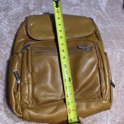 Kenneth Cole Leather Laptop Bag /Check out my other items!!!