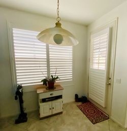 Plantation Shutters (FREE ESTIMATES & SAME DAY PRICING)- Custom, Wood, Interior Window Treatments, Coverings. Persianas de Madera. Se Habla Espanol.
