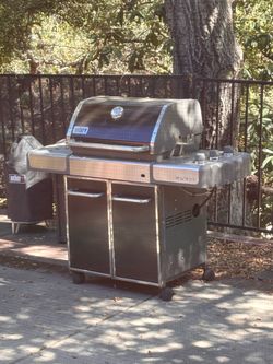 Weber Genesis 3-Burner Propane Grill