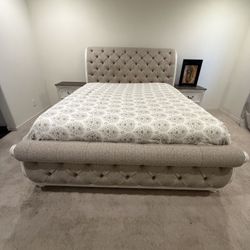 Magnolia King Upholstered Sleigh Bed Set w/ Mattress & Nightstands