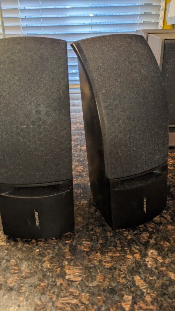 Bose 161 Left And Right Speakers