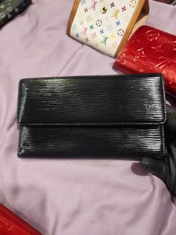 LV Epi International Long Wallet
