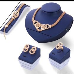 4pc Necklace Set 
