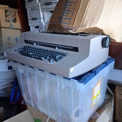 I'm Correcting Typewriter 