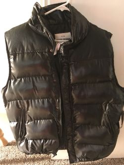 Medium puff vest