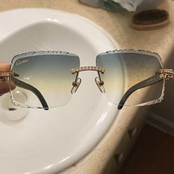 Cartier Sunglasses Gold Green Lens Medium Diamonds 