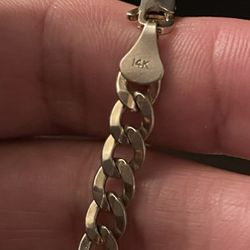 14k Gold Oro Chain Cuban  Jesus spend it not include