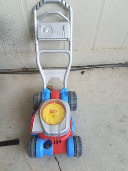 Toy lawn mower
