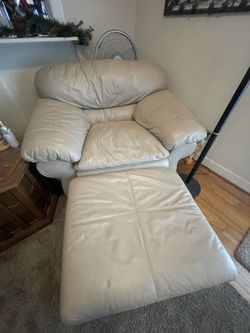 Leather Chair With Ottoman