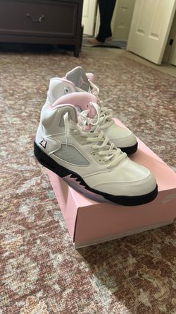 Jordan 5 soft pink size M 10.5