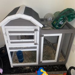 Hampster/Guinea Pig Cage With 2 Balls 