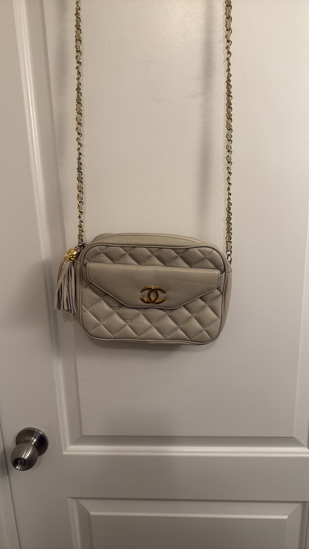 VINTAGE CHANEL BAG
