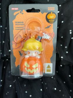 Pop Mart Dimoo Luminous Pumpkin Pendant Keychain
