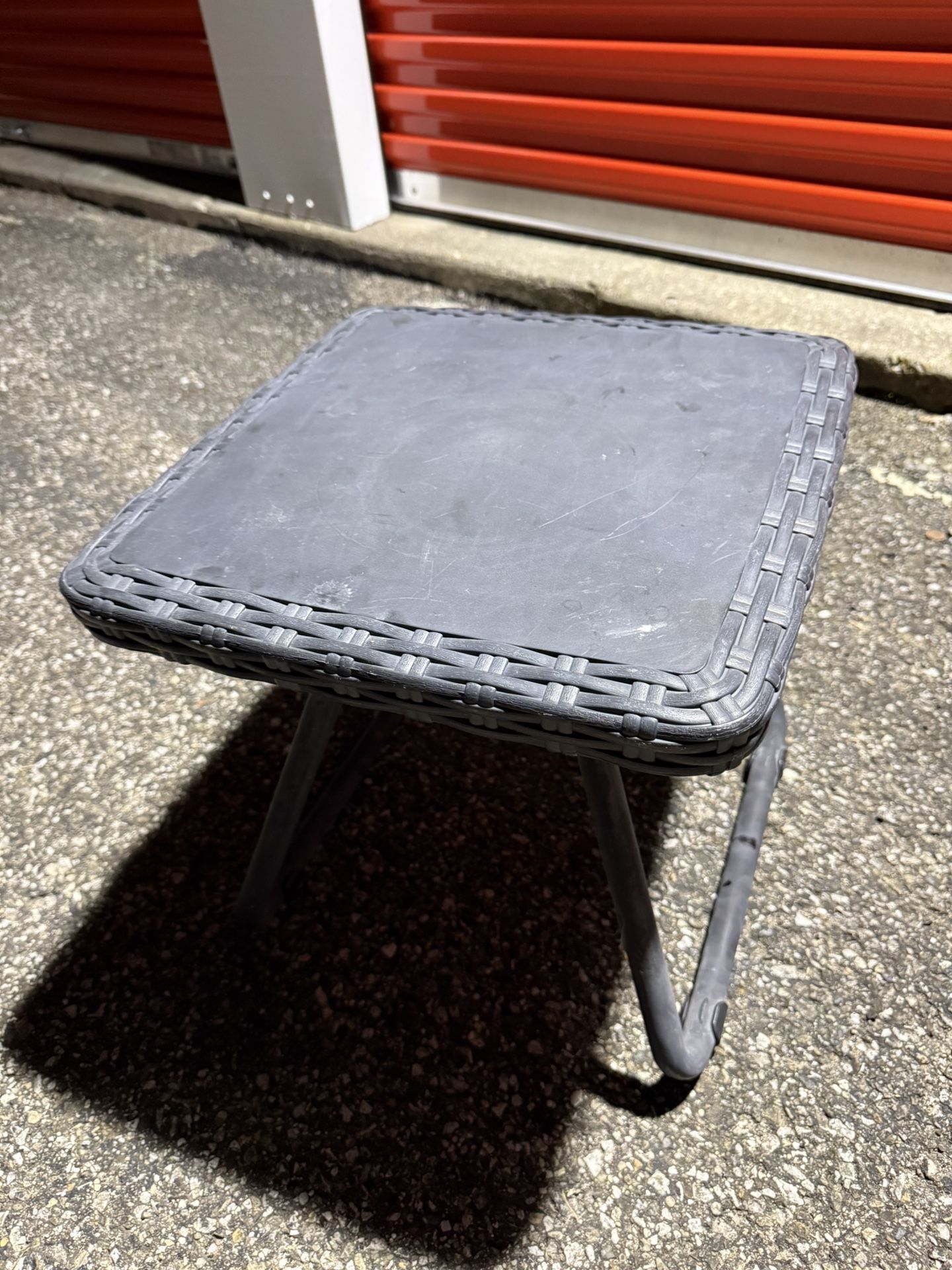 Side table indoor and outdoor