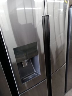 Samsung stainless steel 4-door french door refrigerator - Free delivery
