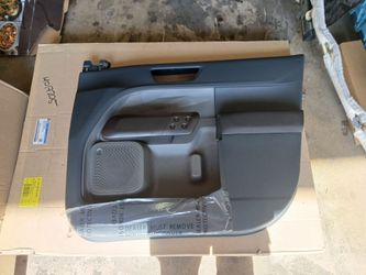 22-24 Ford Maverick Front Right Side Door Panel Oem