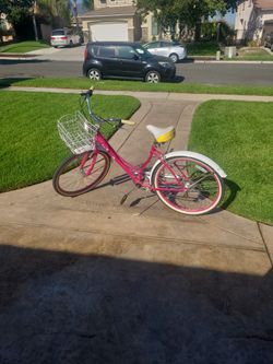 Girls Bike With Basket