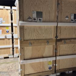 FREE Wooden Shipping Crates – Heavy Duty