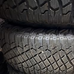 315-70-17 Goodyear Tires 85% 