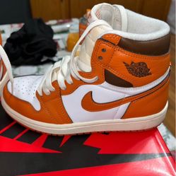 Women Size 5 Retro 1