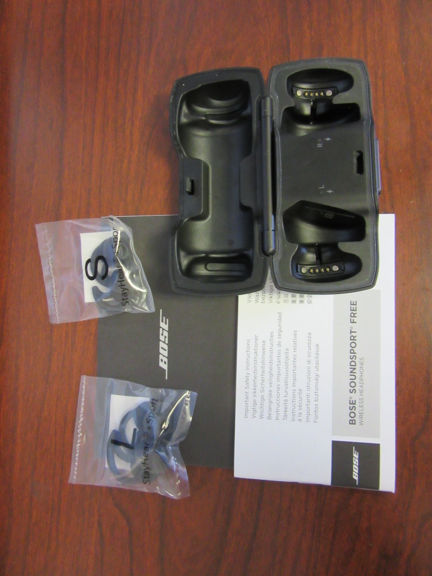 Bose Charging Case Only For Sound sport Free Earbuds