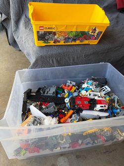 Large Lot of Mixed LEGO Pieces