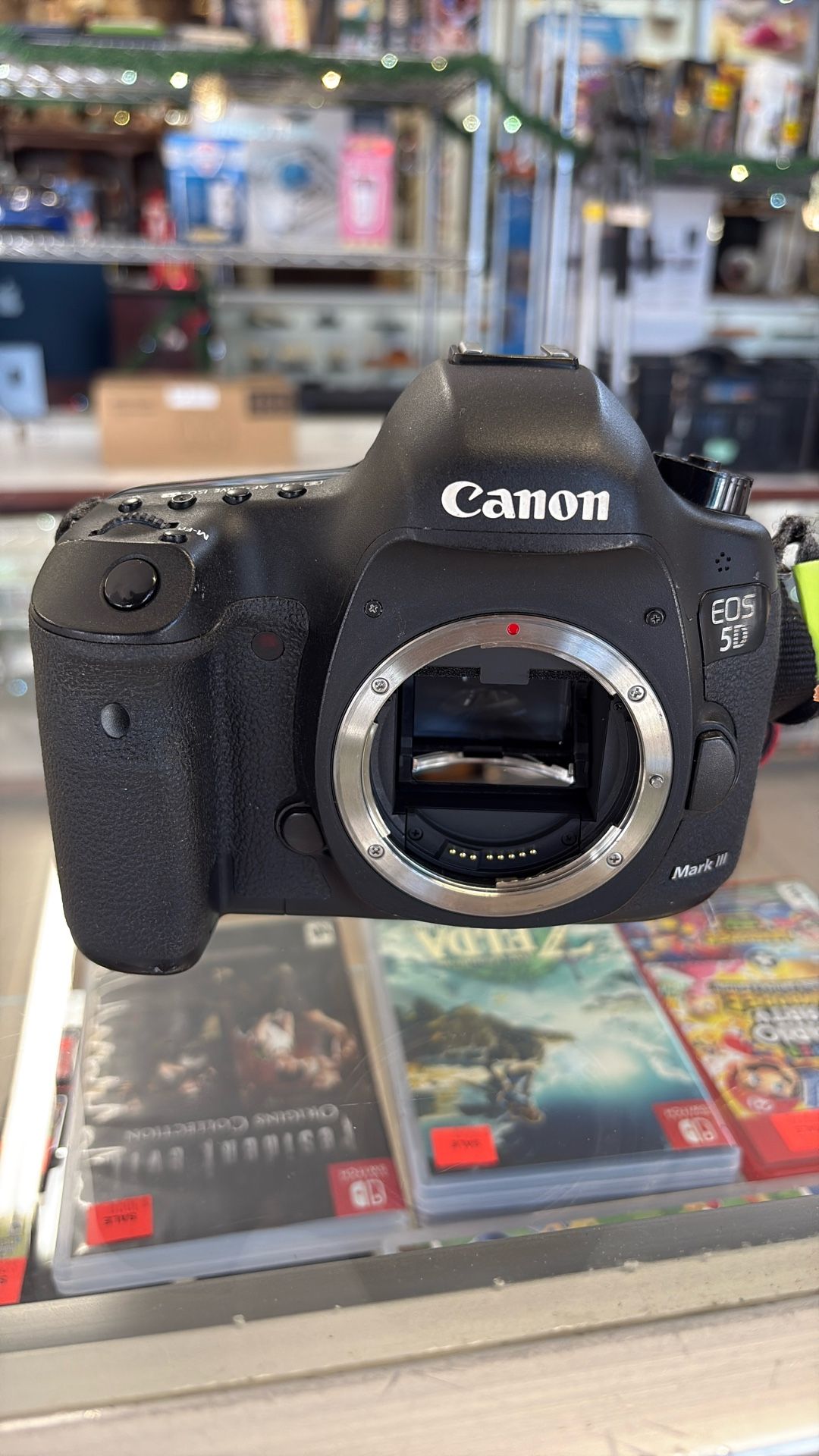 CANON EOS 5D Mark 3 Camera W/Battery, Charger, Backpack & Accessories 