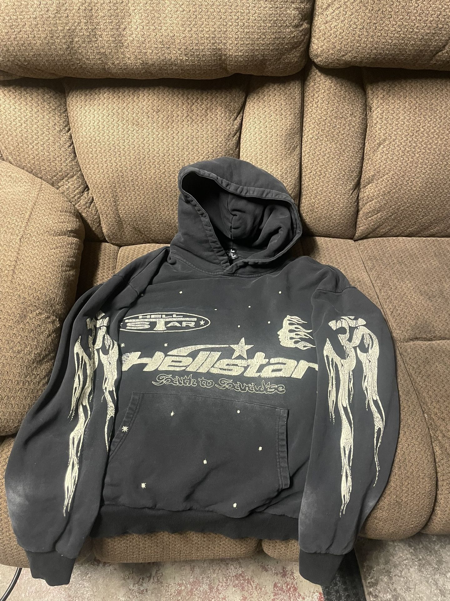 hellstar medium hoodie