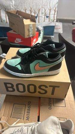 Nike AJ Size 10.5 Men Shoes