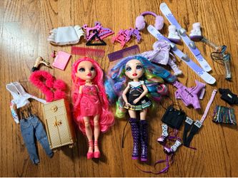 Rainbow High fashion dolls and accessories