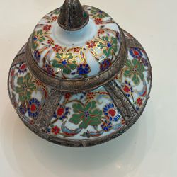 Hand Peinted Porcelain 