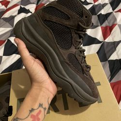 Yezzy Boot Oil Mens 6