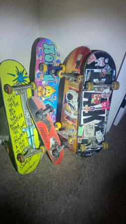 Skateboard light trunks